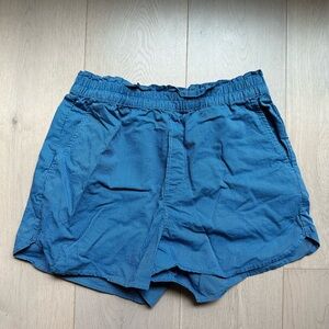 Madewell Blue Striped pull on shorts with an elastic waistband